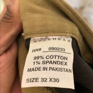 Bullhead 32x30 tan skinny jeans